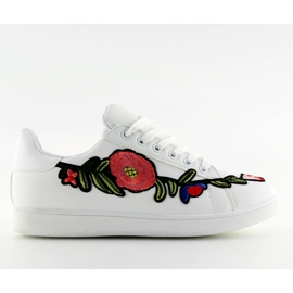 Fehér hímzett cipők BF-79 Fehér Fehér hímzett cipők BF-79 Fehér