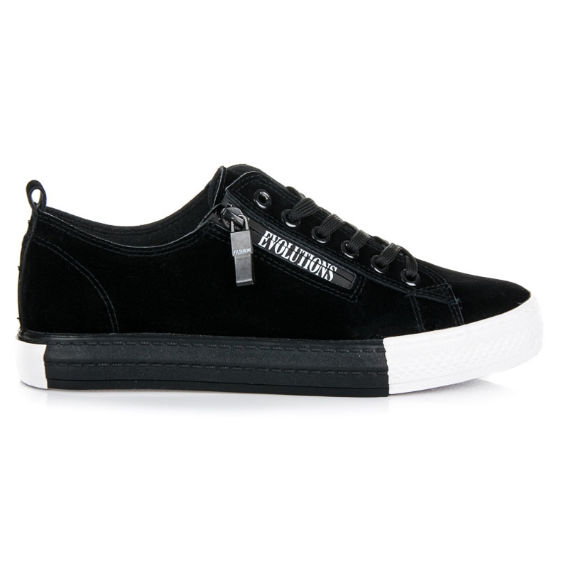 Velúr tornacipő az emelvényen fekete