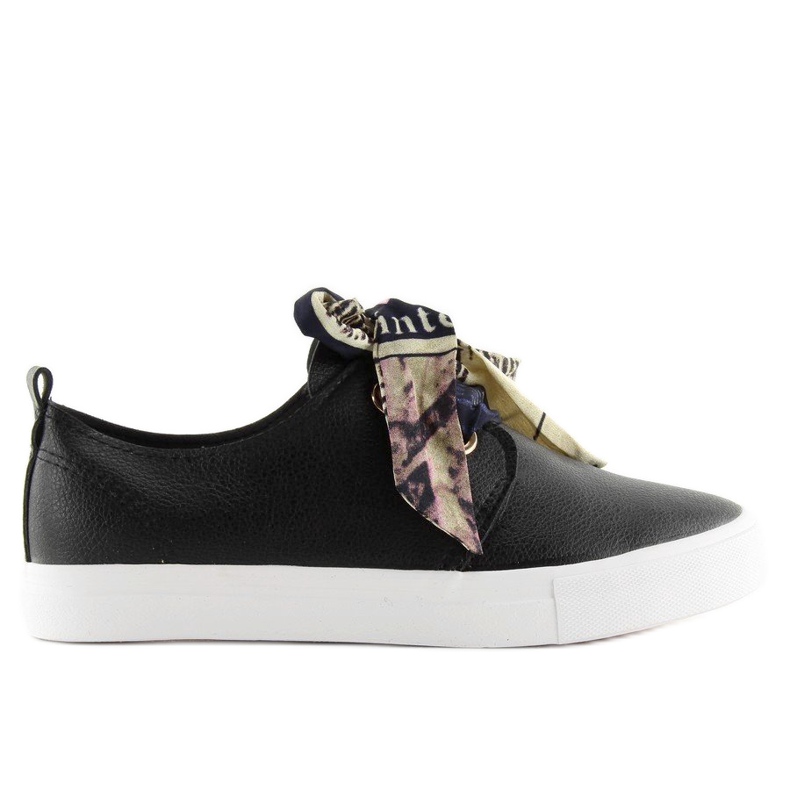 Fekete XL09P Fekete tornacipő szalaggal átkötve