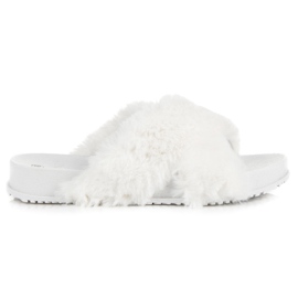 Stílusos prémes papucs fehér