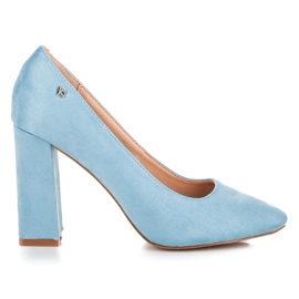 Vices Kék szivattyúk az oszlopon Vices Kék szivattyúk az oszlopon