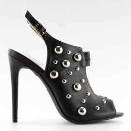 Fekete Szandál szegecsekkel fekete 708-11 Fekete