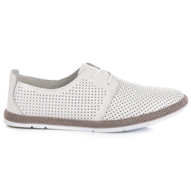 Áttört cipő vinceza kötéssel fehér Áttört cipő vinceza kötéssel fehér