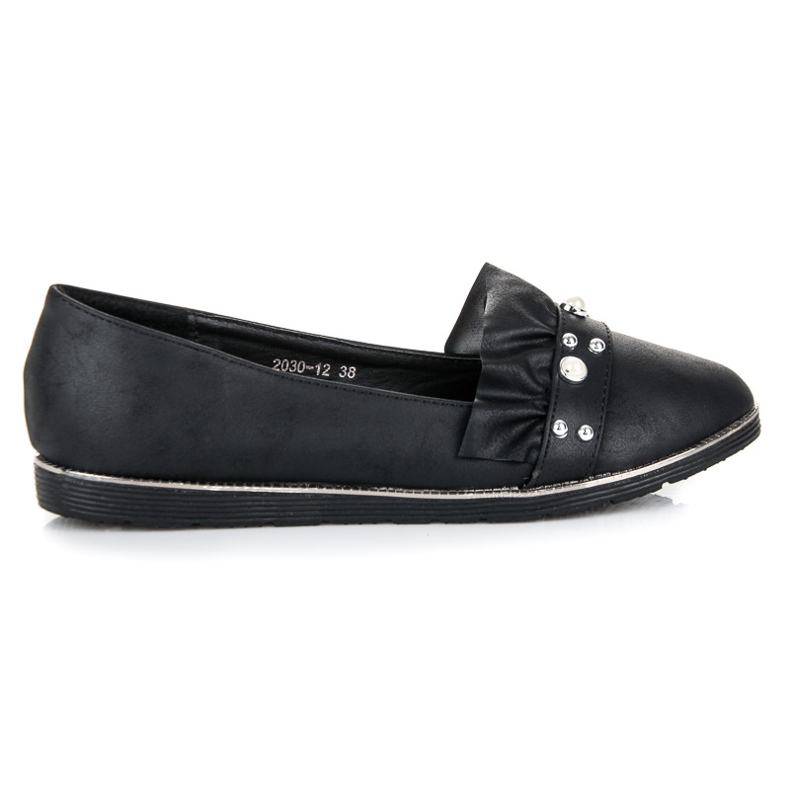 Ch. Creation Urak sallanggal fekete