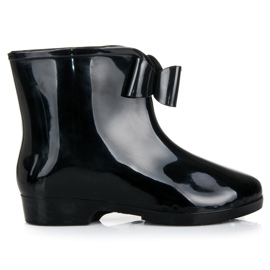 Fekete gumicsizma masnival