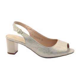 Szandál Sergio Leone 810 posztján sárga barna