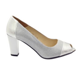 Női pumpák Gamis 1525 ezüst szürke Női pumpák Gamis 1525 ezüst szürke