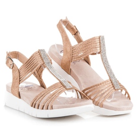 Kylie Szandál Kristályokkal barna