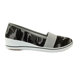 Mckey 182 éksarkú terepszínű tornacipő zöld Mckey 182 éksarkú terepszínű tornacipő zöld