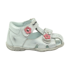 Bartuś szandál tépőzáras ezüst virágokkal Bartuś szandál tépőzáras ezüst virágokkal