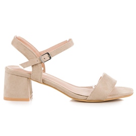 Renda Magas sarkú szandál barna