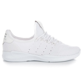 Fehér felbújós tornacipő