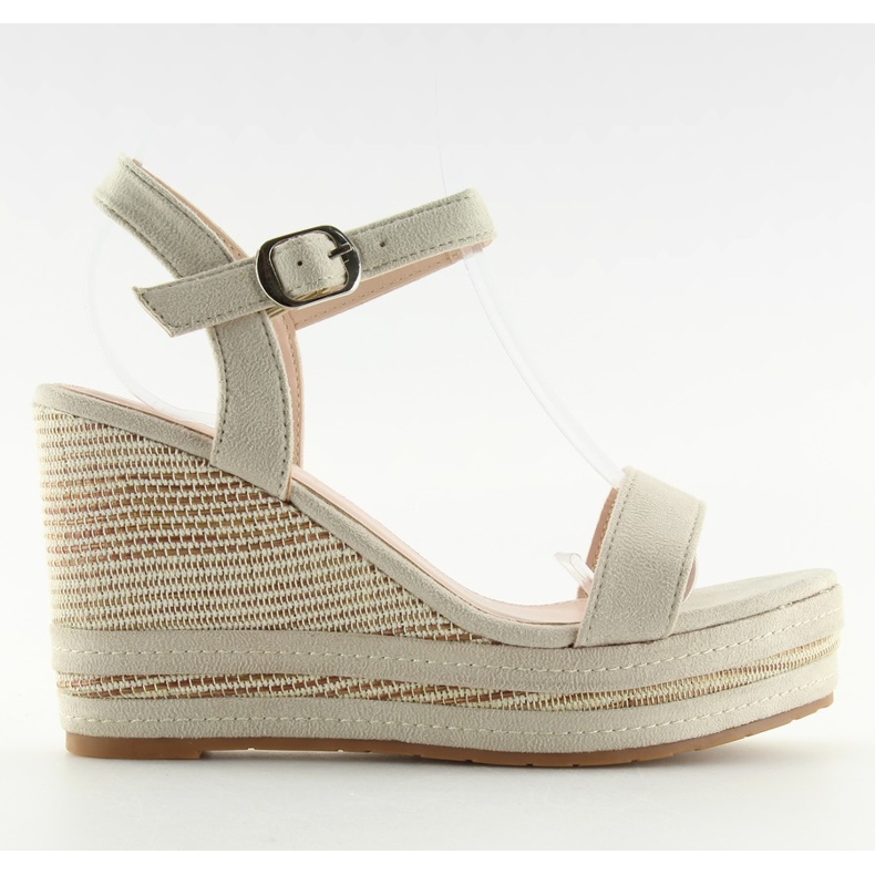 Bézs szandál 1505-2 bézs