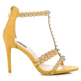 Sárga velúr szandál Sárga velúr szandál