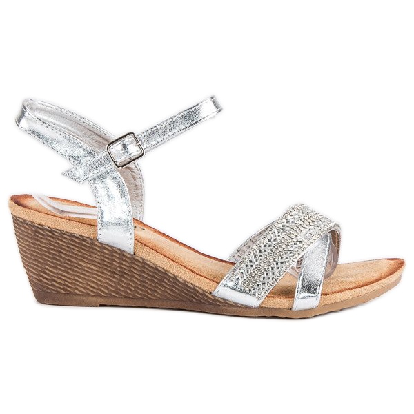 Fama Szandál díszekkel szürke