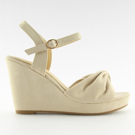 Bézs ékszandál JM-M214M bézs