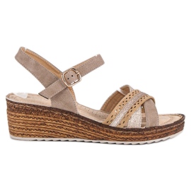 Lezser vinceza szandál barna