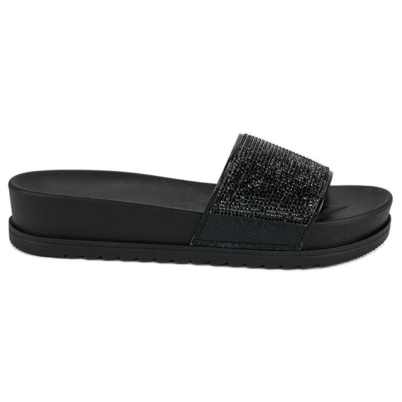 Stílusos fekete papucs Stílusos fekete papucs