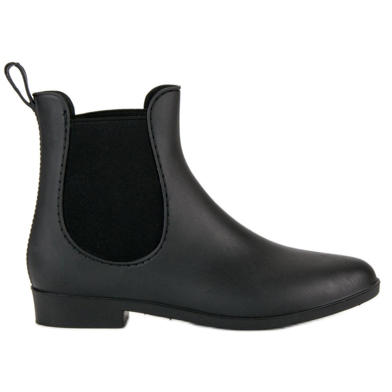 Vinceza Fekete galushes