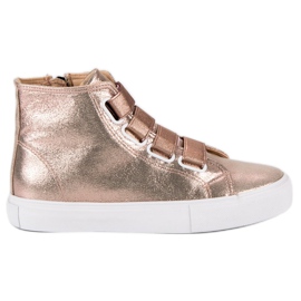 Rózsaszín tornacipő elasztikus