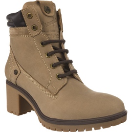 Wrangler a Sierra Creek Taupe 4JD-ben bézs