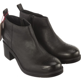 Wrangler Gypsum Booty 101 fekete