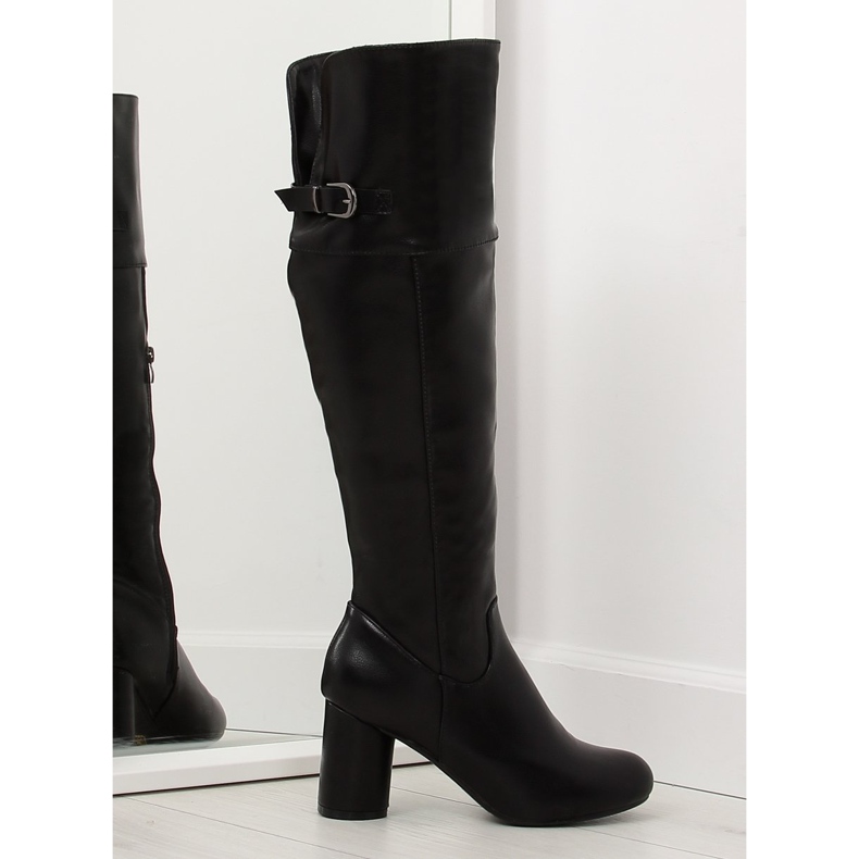 Fekete magassarkú A-9 Fekete