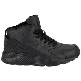 Fekete csizma a boka felett Fekete csizma a boka felett