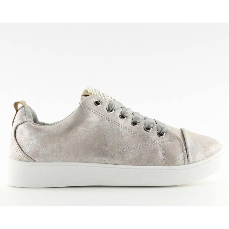 Szürke 88013 Ezüst cipő gyöngyökkel