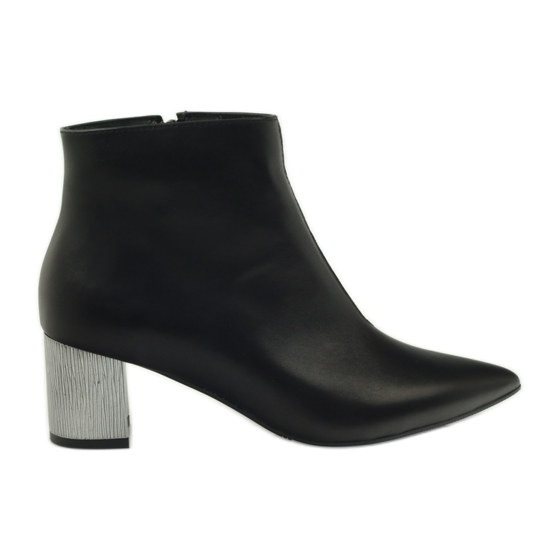 Neścior 110-B szigetelés nélküli csizma fekete Neścior 110-B szigetelés nélküli csizma fekete