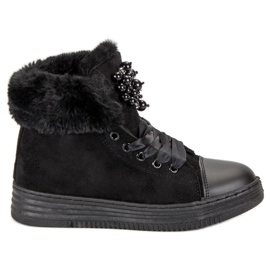 Stílusos cipők szigeteléssel fekete