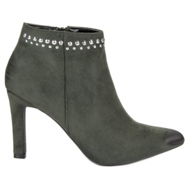 Velúr csizma a VINCEZA magas sarkán zöld