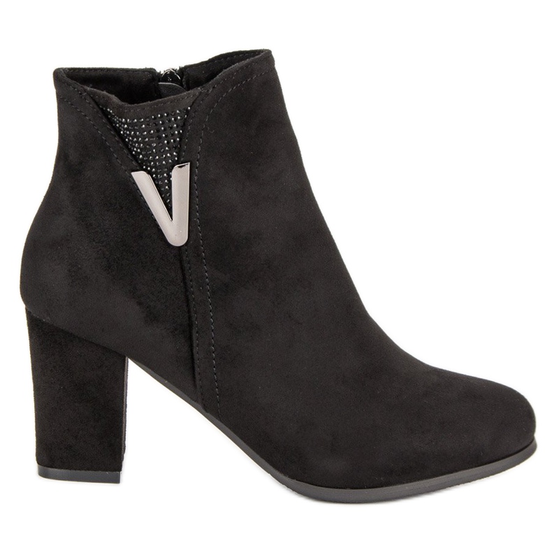 Fekete velúr bokacsizma