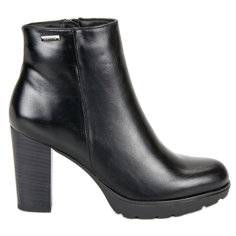 Weide Fekete bokacsizma az oszlopon