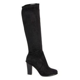 Velúr csizma a poszton fekete