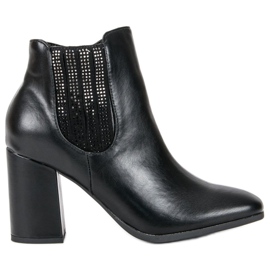 Kylie Elegáns csizma egy oszlopon fekete