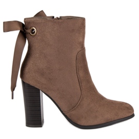 Super Mode Elegáns csizma egy oszlopon barna