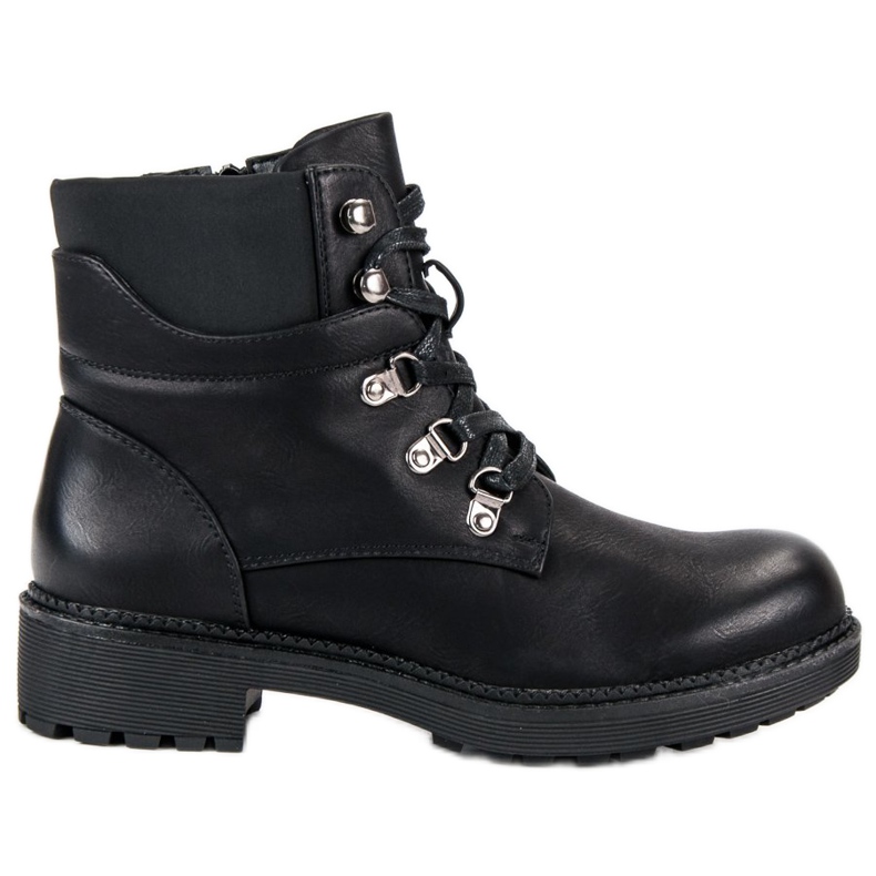 Janessa Fekete fűzős munkások