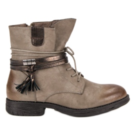 Queentina Barna csizma cipzárral