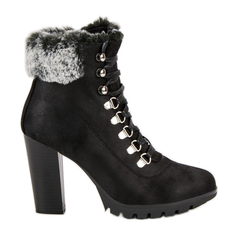 Cm Paris Fűzős csizmák egy poszton fekete