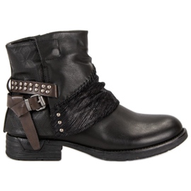 Divatos munkások fekete