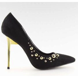 Szivattyúz egy fekete DD55P fekete csapon