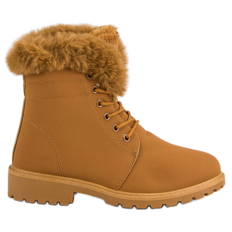 Tevefogók szőrmével barna