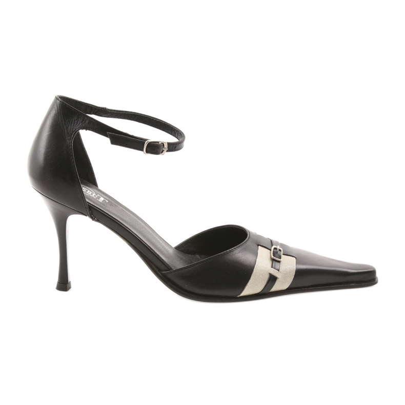 Eksbut Fekete bőr szandál 076 egy csapon