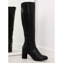 Fekete Magas sarkú cipő A-11 fekete II-GAT