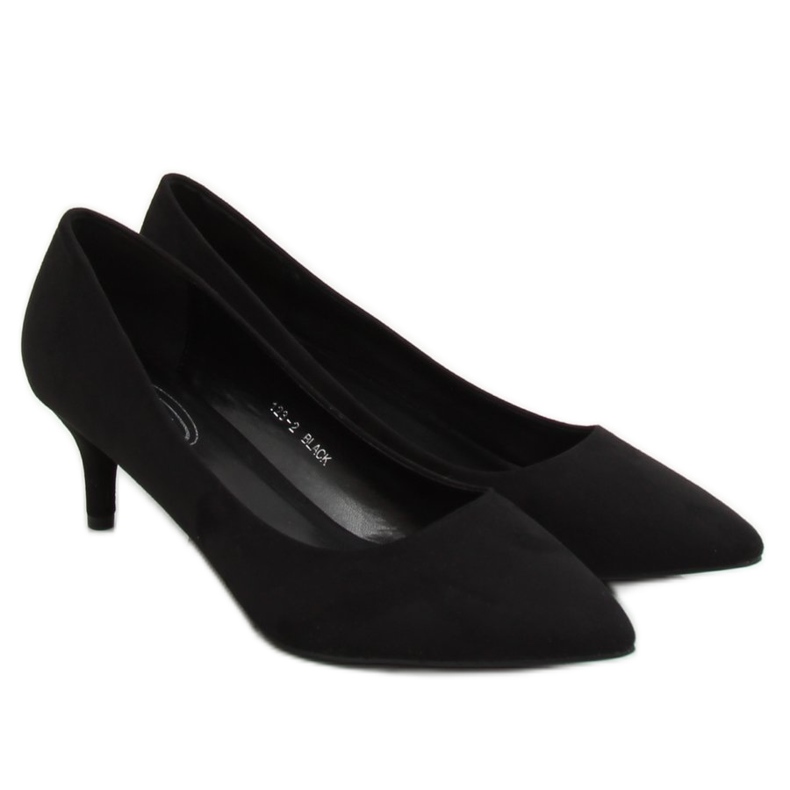 Szivattyú alacsony sarkú fekete 123-2 Fekete