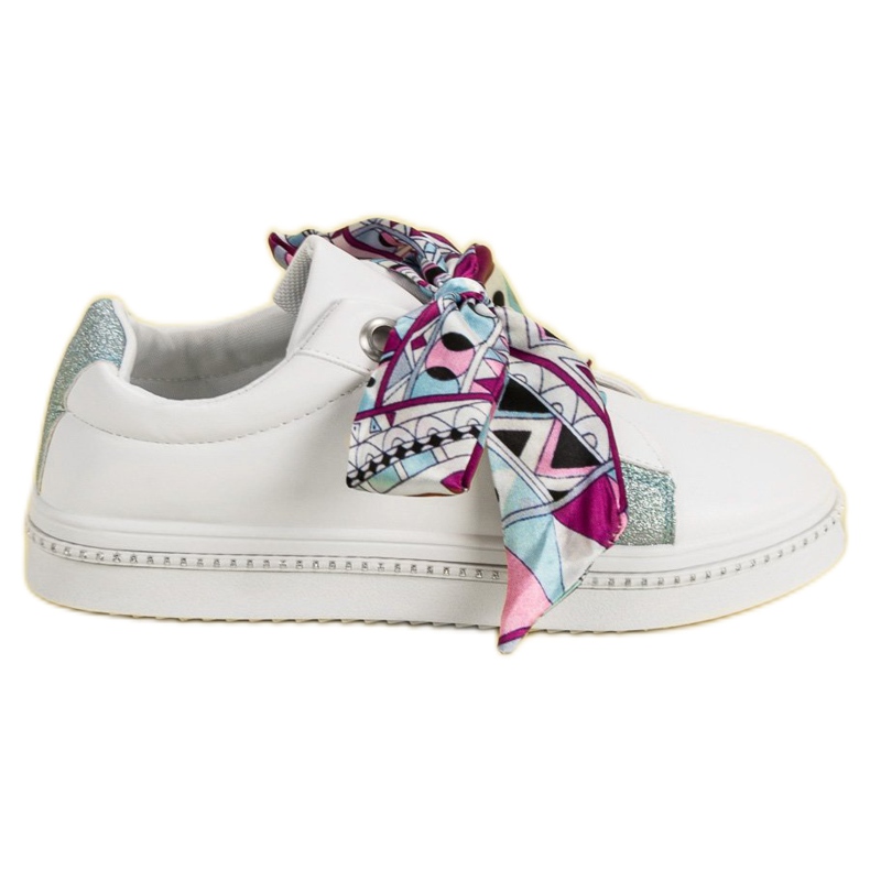 Szalaggal átkötött sportcipő fehér