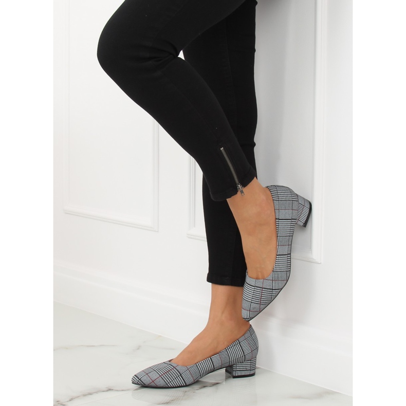 Ellenőrzött szivattyúk fekete CC207P fekete szürke