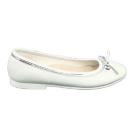 Balerinák íjjal, fehér gyöngyökkel American Club GC29 / 19 sokszínű Balerinák íjjal, fehér gyöngyökkel American Club GC29 / 19 sokszínű