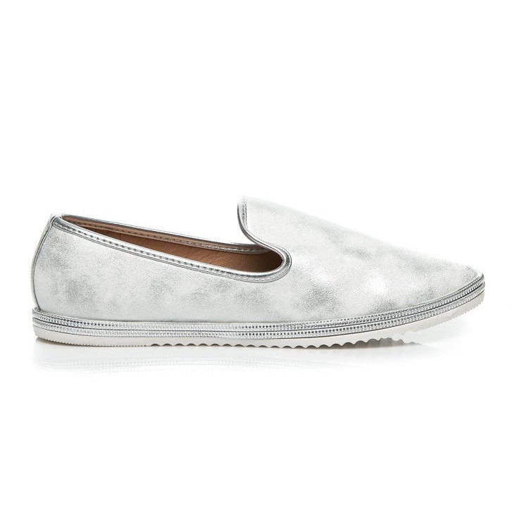 Stílusos VICES cipők fehér Stílusos VICES cipők fehér